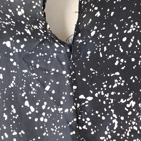 Cap sleeves silk shift dress w/ hi-low chiffon hem - Picture 12 of 12